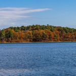 fall-foliage-hikes-beaver-lake